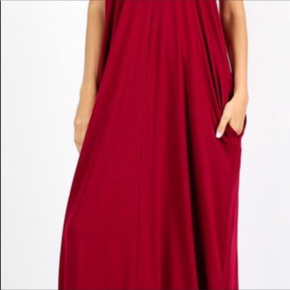CABERNET ADJUSTABLE STRAPS LOOSE CAMI MAXI DRESS - Picture 3 of 4